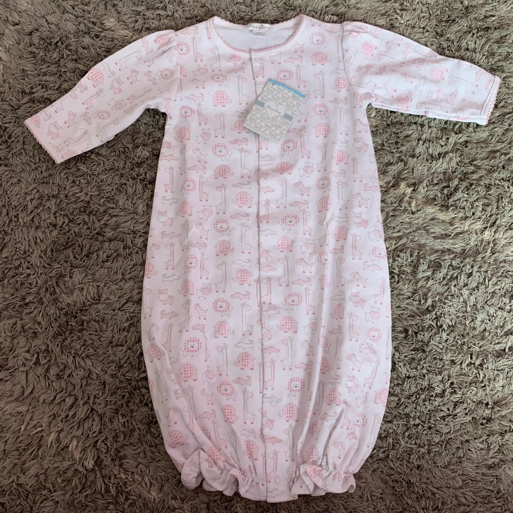 Kissy kissy converter gown